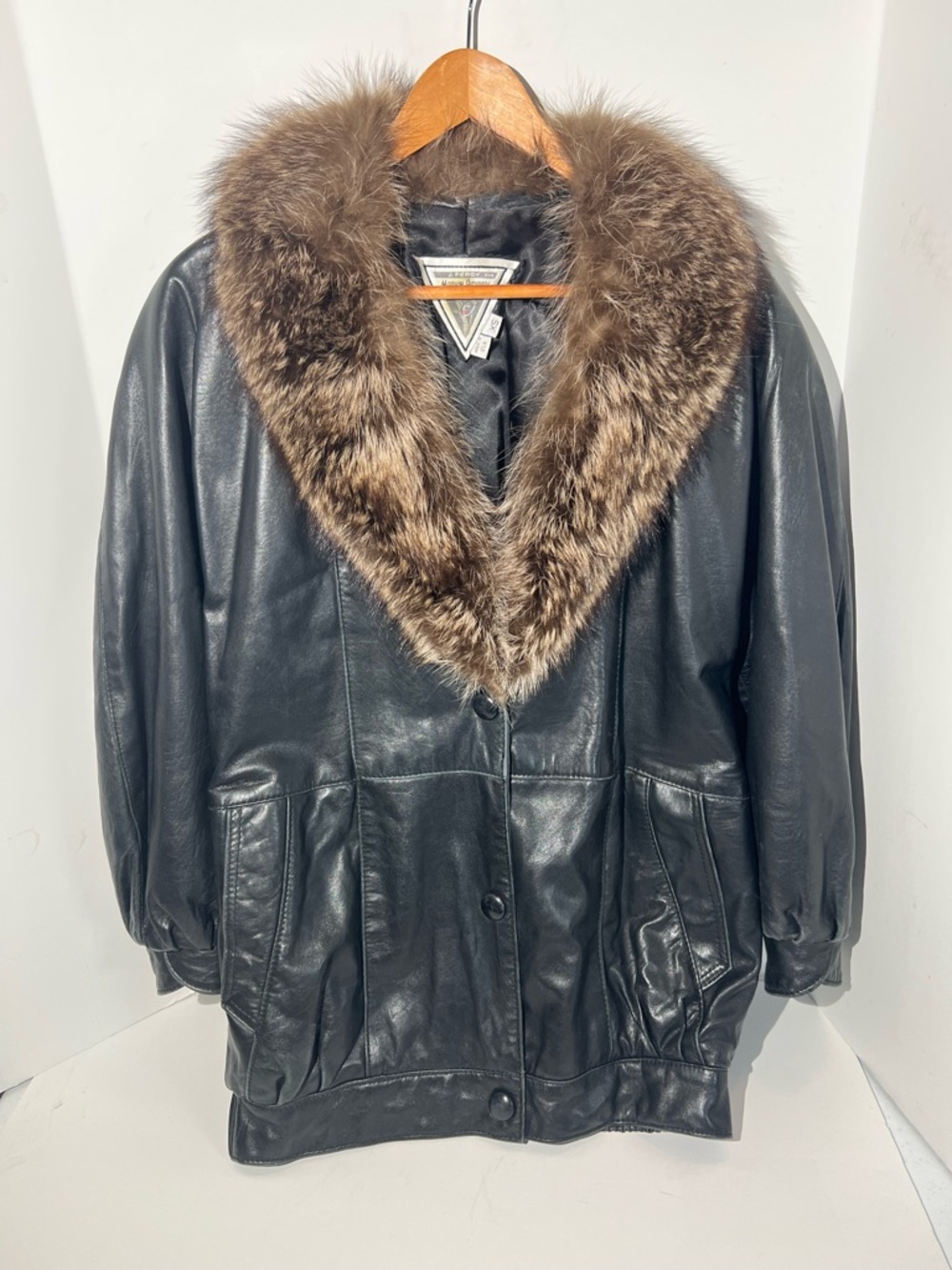 Vtg J Percy for Marvin Richards women’s leather fur collared jacket